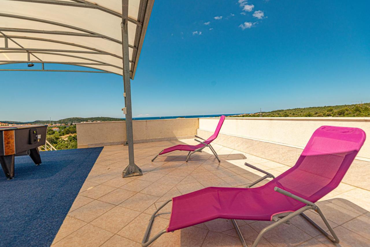 Xxl Vila Lavanda For 16 Person Rogoznica  Zewnętrze zdjęcie