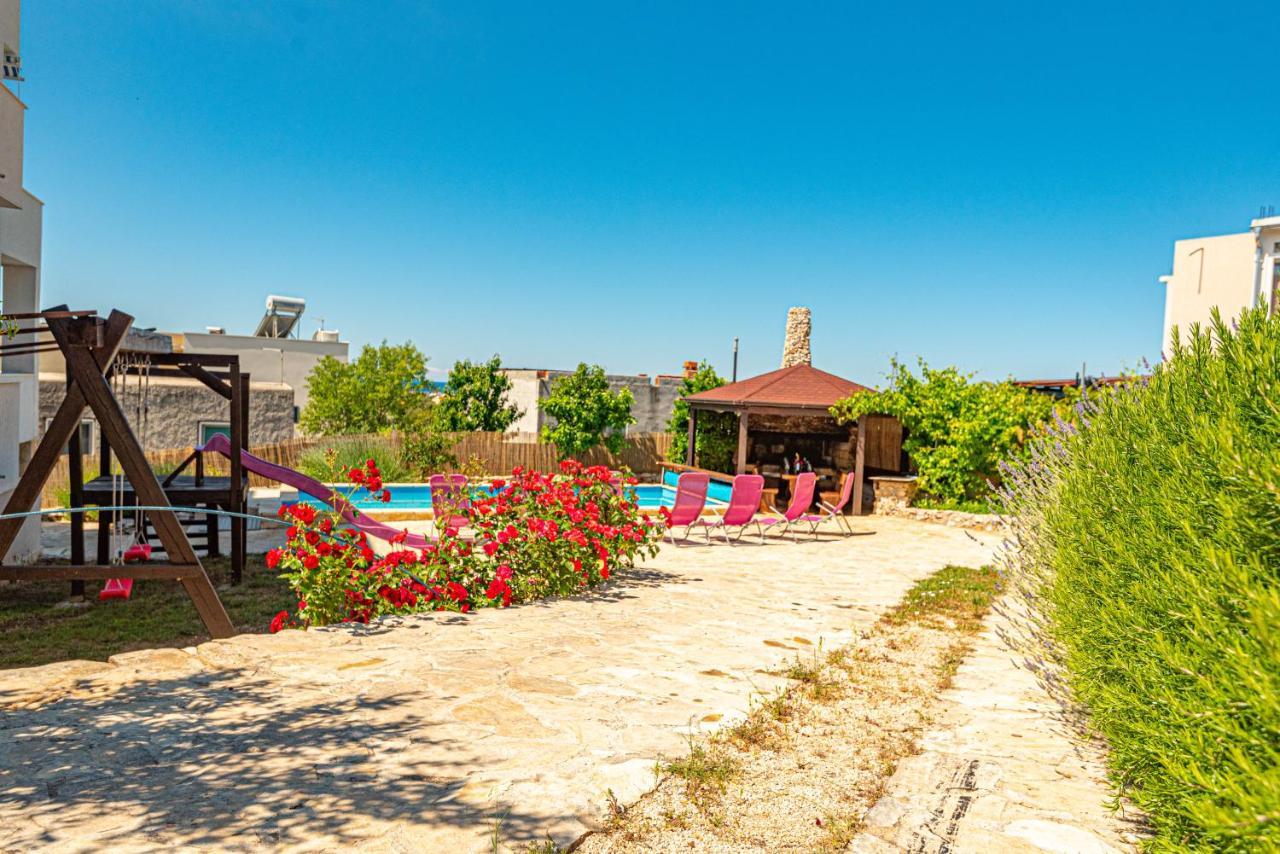 Xxl Vila Lavanda For 16 Person Rogoznica  Zewnętrze zdjęcie