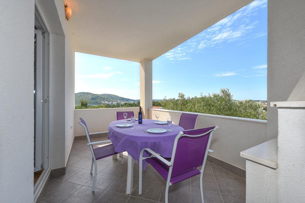 Xxl Vila Lavanda For 16 Person Rogoznica  Zewnętrze zdjęcie